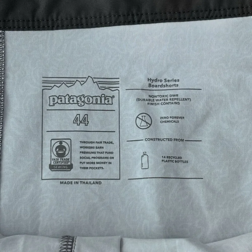 Patagonia Hydropeak Board Shorts 44x8 Gray Blue Print Stretch Surf NEW